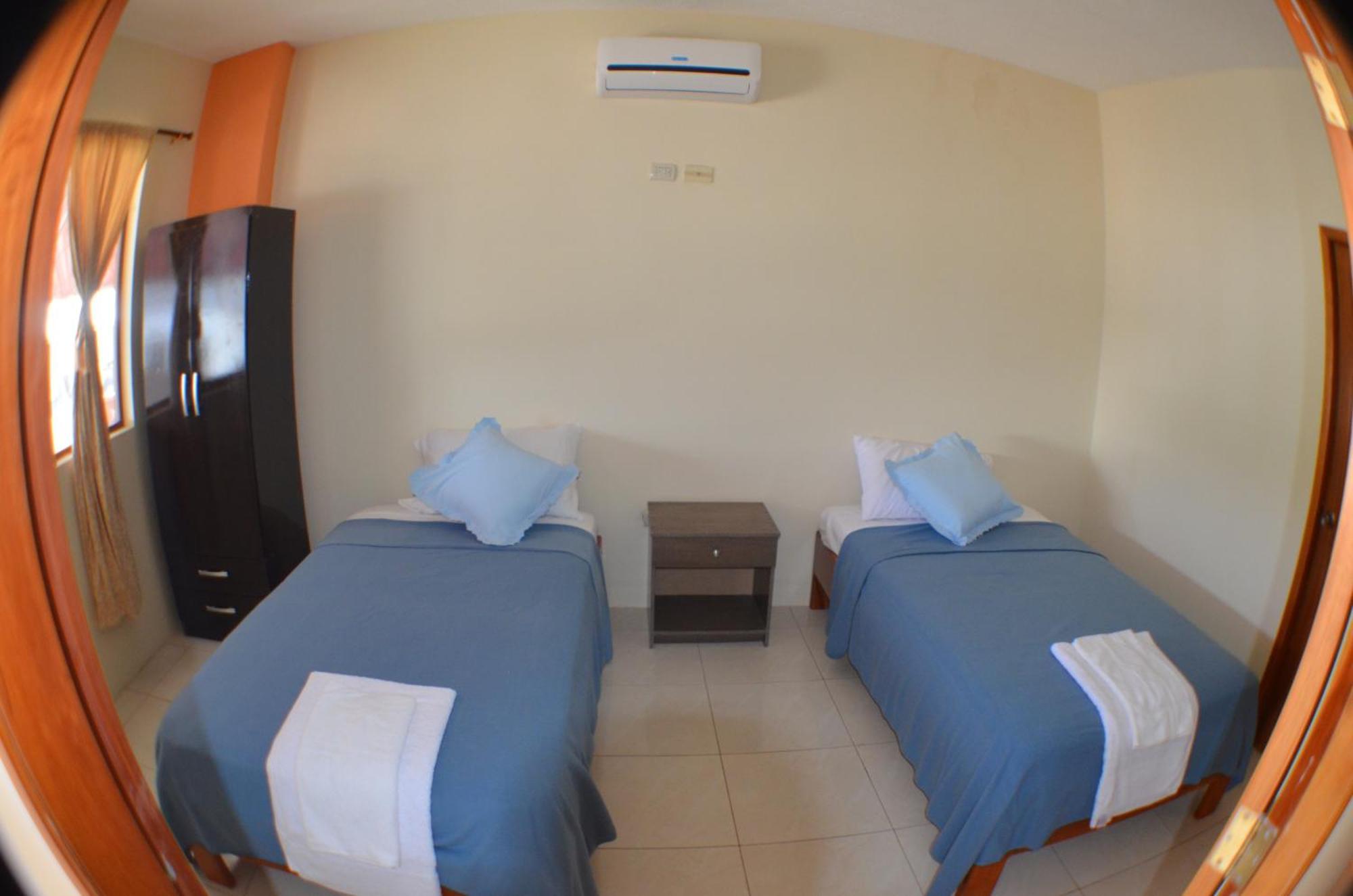 Hostal Tongo Reef Puerto Baquerizo Moreno Cameră foto